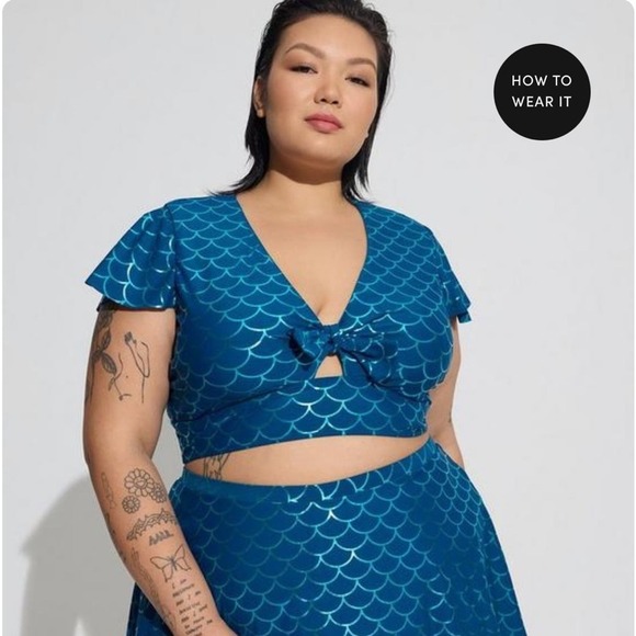New Torrid sz 3 Blue Mermaid Bathing Swim Suit Top 3X - Picture 2 of 3